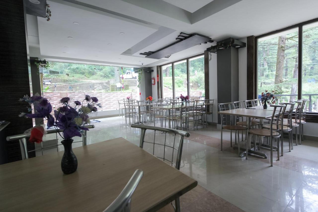 Oyo 1153 The Oak Valley Dharamshala Exterior foto